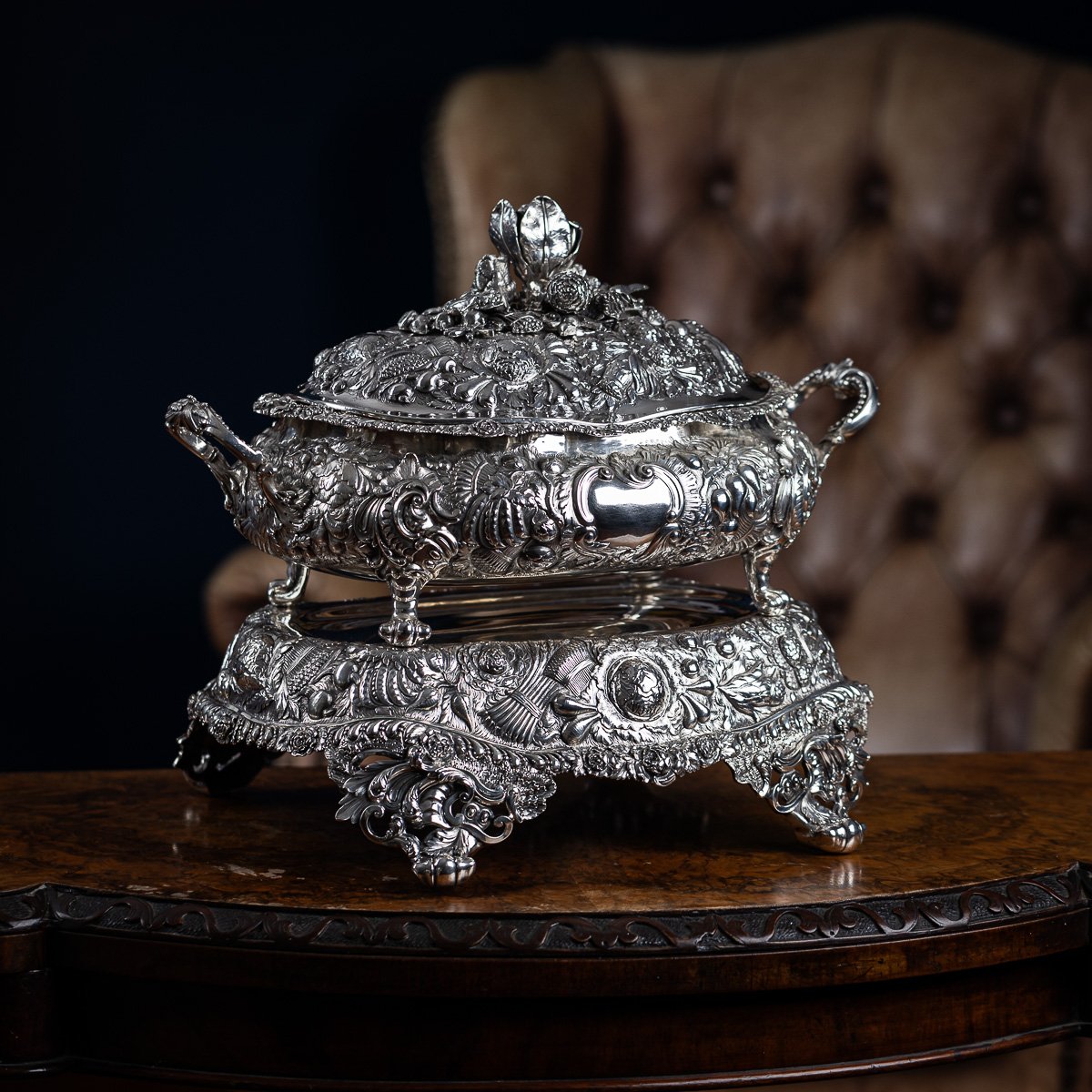 PUSHKINS.COM - B00060 - ANTIQUE 19thC GEORGIAN SOLID SILVER SOUP TUREEN BY EDWARD FARRELL, LONDON c.1823 - 03.jpg