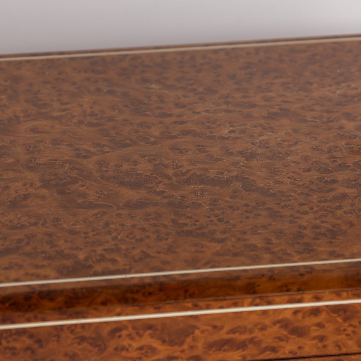 PUSHKINS.COM - B11242 - VINTAGE 20thC ART DECO BURR WALNUT CIGAR HUMIDOR BY DUNHILL, ENGLAND c.1930 - 14.jpg