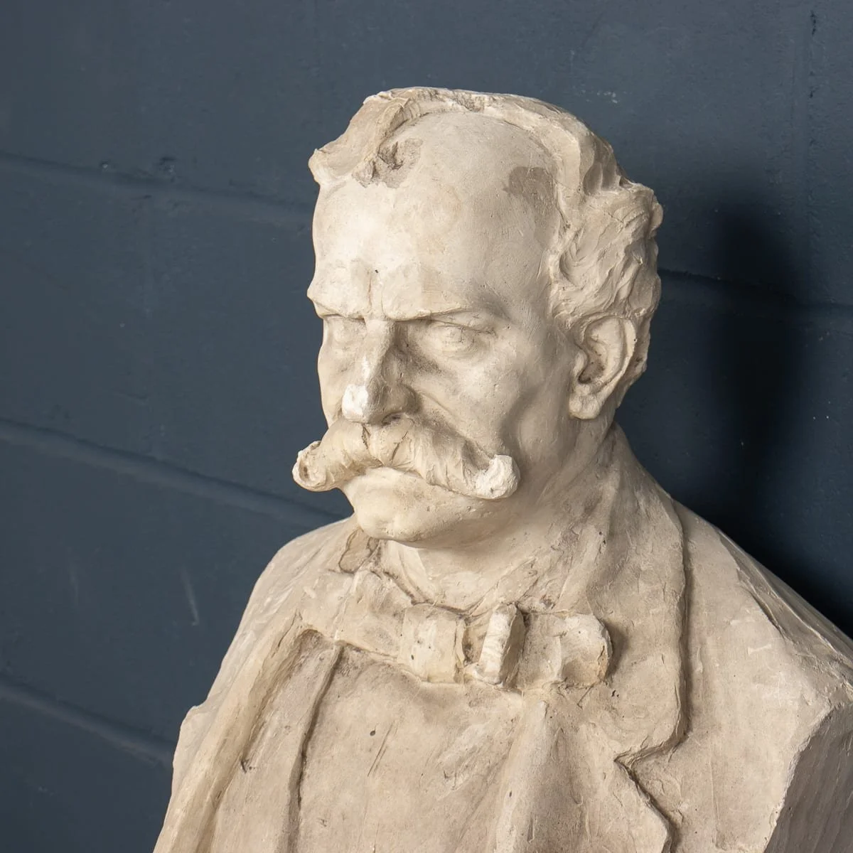 PUSHKINS.COM - B12782d - ANTIQUE 20thC ITALIAN PLASTER PORTRAIT BUST ATTRIBUTED TO RICCARDO SECCHI - 08.jpg