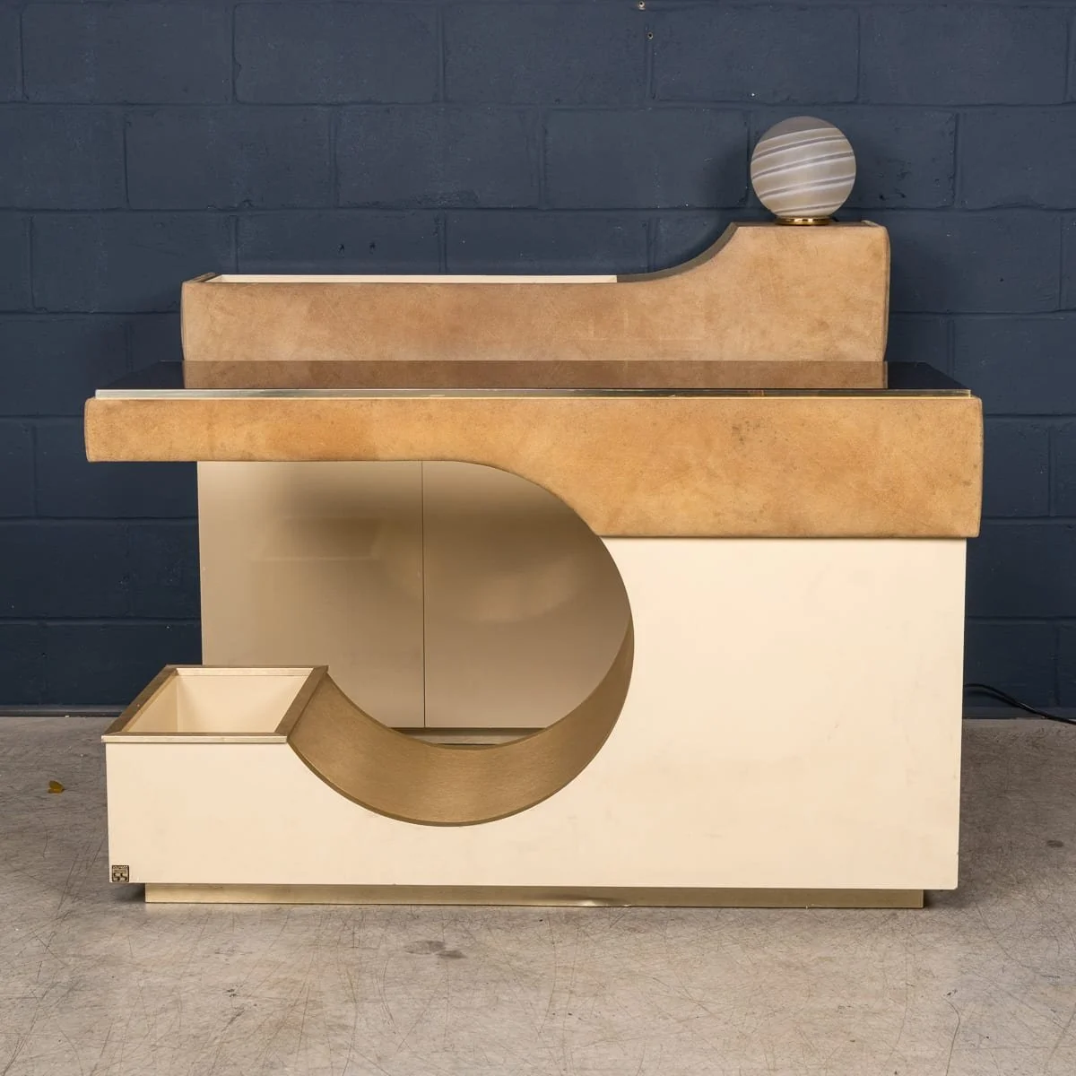 PUSHKINS.COM - B11859 - VINTAGE 20thC ITALIAN STANDING DRY BAR ATTRIBUTABLE TO WILLY RIZZO c.1970 - 05.jpg