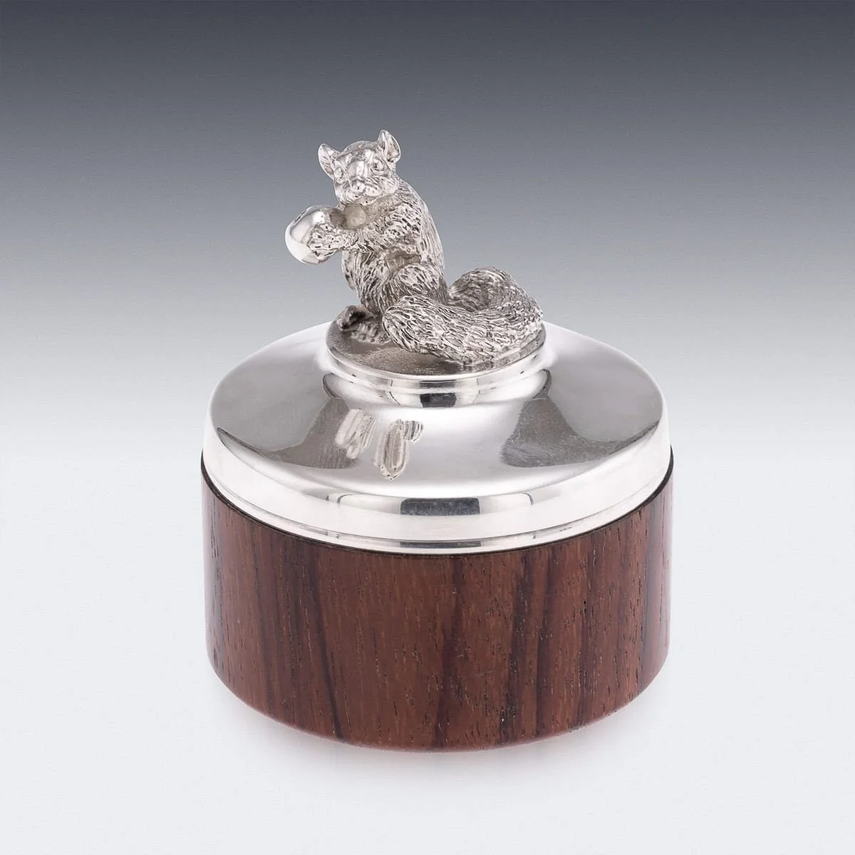 PUSHKINS.COM - J12128 - VINTAGE 20thC ENGLISH SOLID SILVER PAIR OF TRINKET BOXES BY BRIAN FULLER c.1989 - 04.jpg