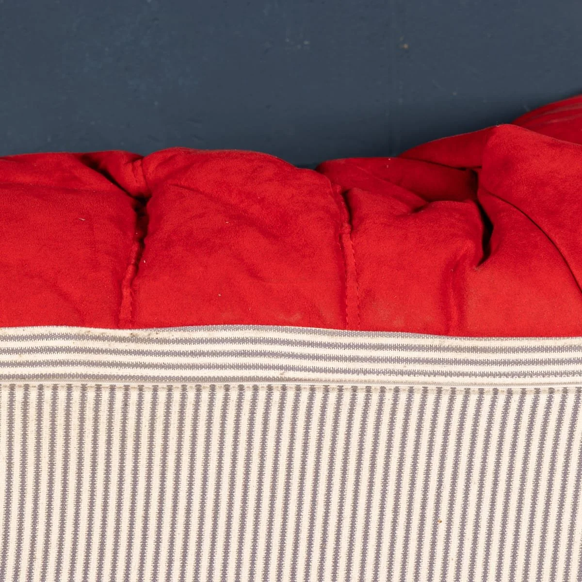 PUSHKINS.COM - B12281 - A 21st CENTURY RED "TOGO" CORNER SOFA BY MICHEL DUCAROY FOR LIGNE ROSET FRANCE - 20.jpg