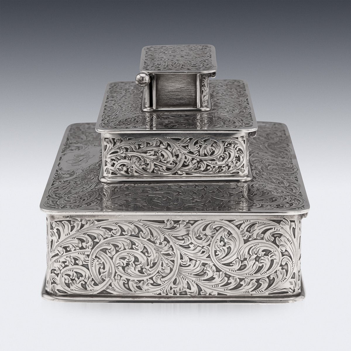 PUSHKINS.COM - ANTIQUE 20thC AMERICAN SOLID SILVER THREE-TIER CIGAR BOX BY TIFFANY & CO c.1920 - 4.jpg