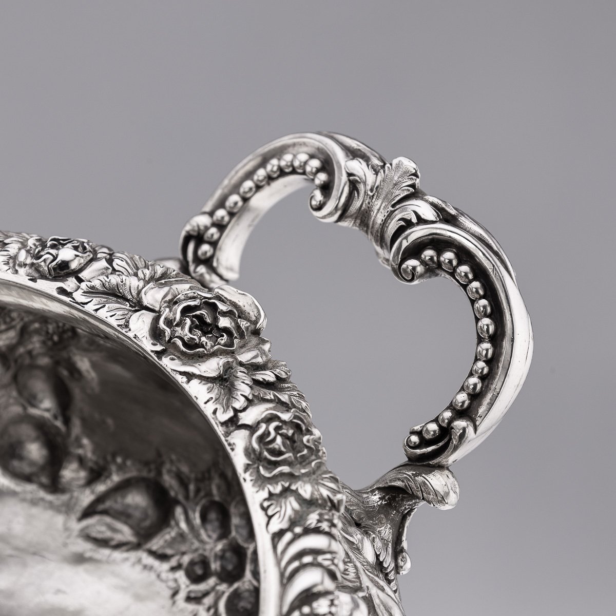PUSHKINS.COM - B00060 - ANTIQUE 19thC GEORGIAN SOLID SILVER SOUP TUREEN BY EDWARD FARRELL, LONDON c.1823 - 21.jpg