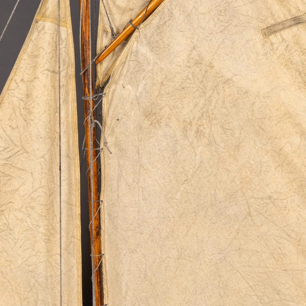PUSHKINS.COM - Z12142 - VINTAGE 20thC ENGLISH CARVED HULL POND YACHT c.1930 - 12.jpg