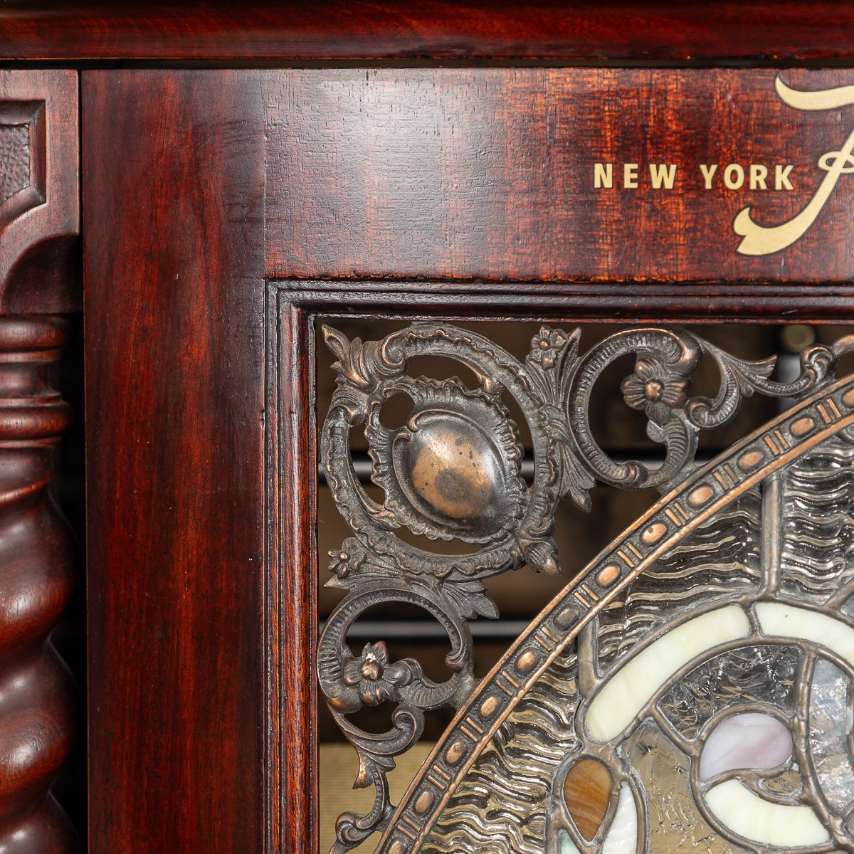 PUSHKINS.COM - NS11405 - ANTIQUE 20thC AMERICAN %22THE REGINA CO%22 12 DISC AUTOMATIC MUSIC PLAYING CABINET BOX c.1900 - 26.jpg