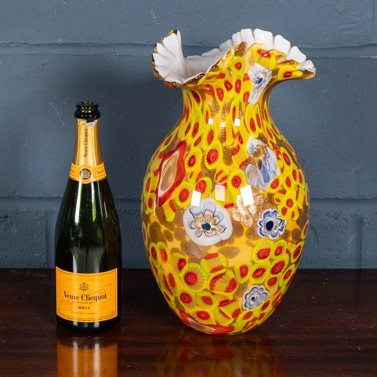 PUSHKINS.COM - B12248 - VINTAGE 20thC ITALIAN HAND BLOWN MILLEFIORI GLASS VASE, MADE IN MURANO - 04.jpg