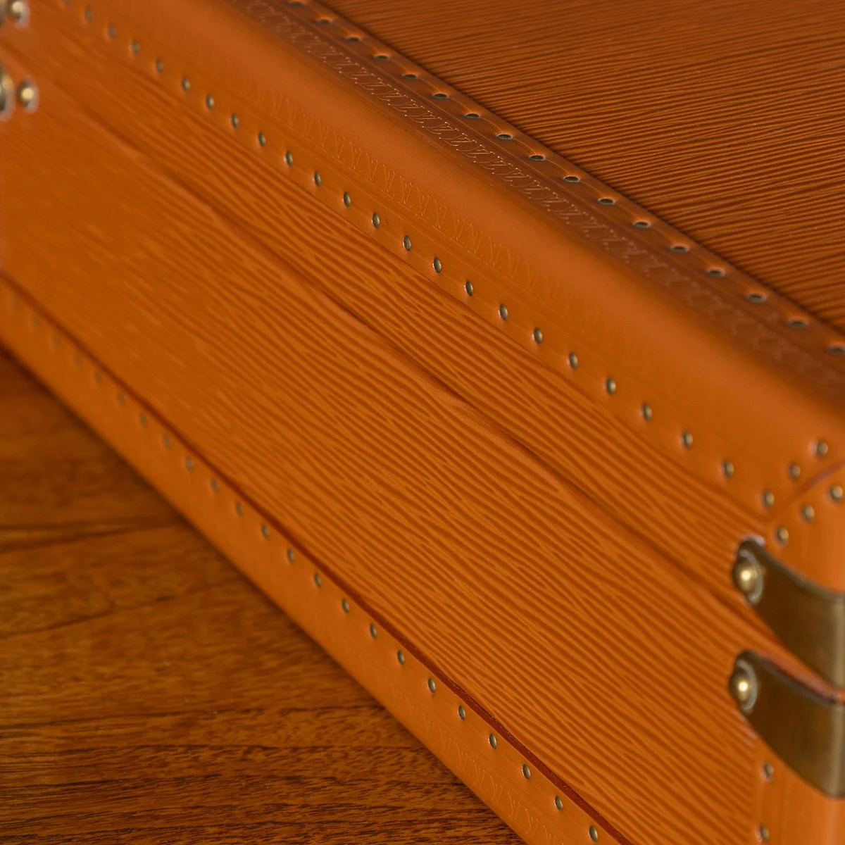 PUSHKINS.COM - B11502 - 20thC LOUIS VUITTON PRESIDENTIAL BRIEFCASE IN ORANGE EPI LEATHER, MADE IN FRANCE - 26.jpg