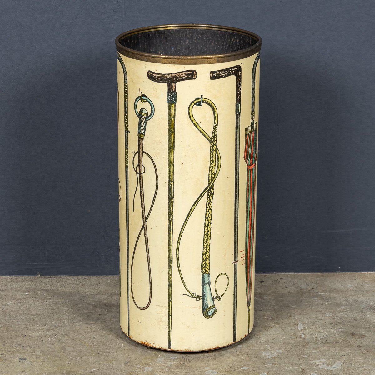 PUSHKINS.COM - D11143 - 20thC ITALIAN ROUND UMBRELLA & STICK STAND BY PIERO FORNASETTI c.1950 - 04.jpg