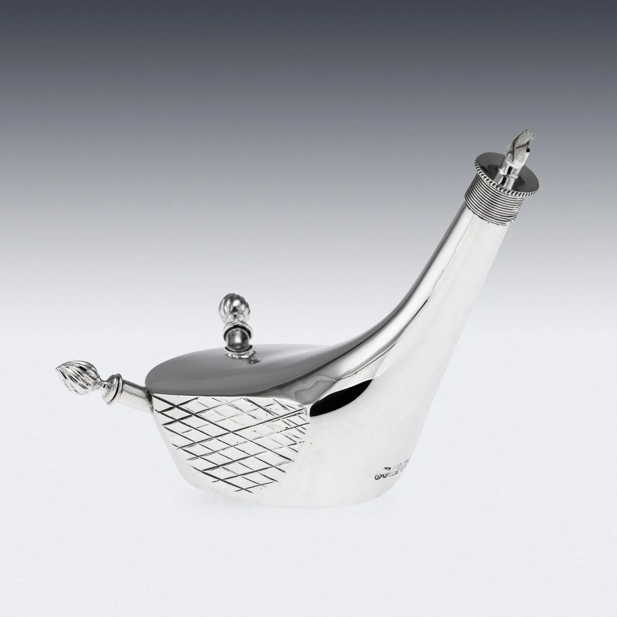 PUSHKINS.COM - J12487 - ANTIQUE 20thC SOLID SILVER 'GOLF DRIVER' CIGAR TABLE LIGHTER, LONDON c.1913 -07.jpg