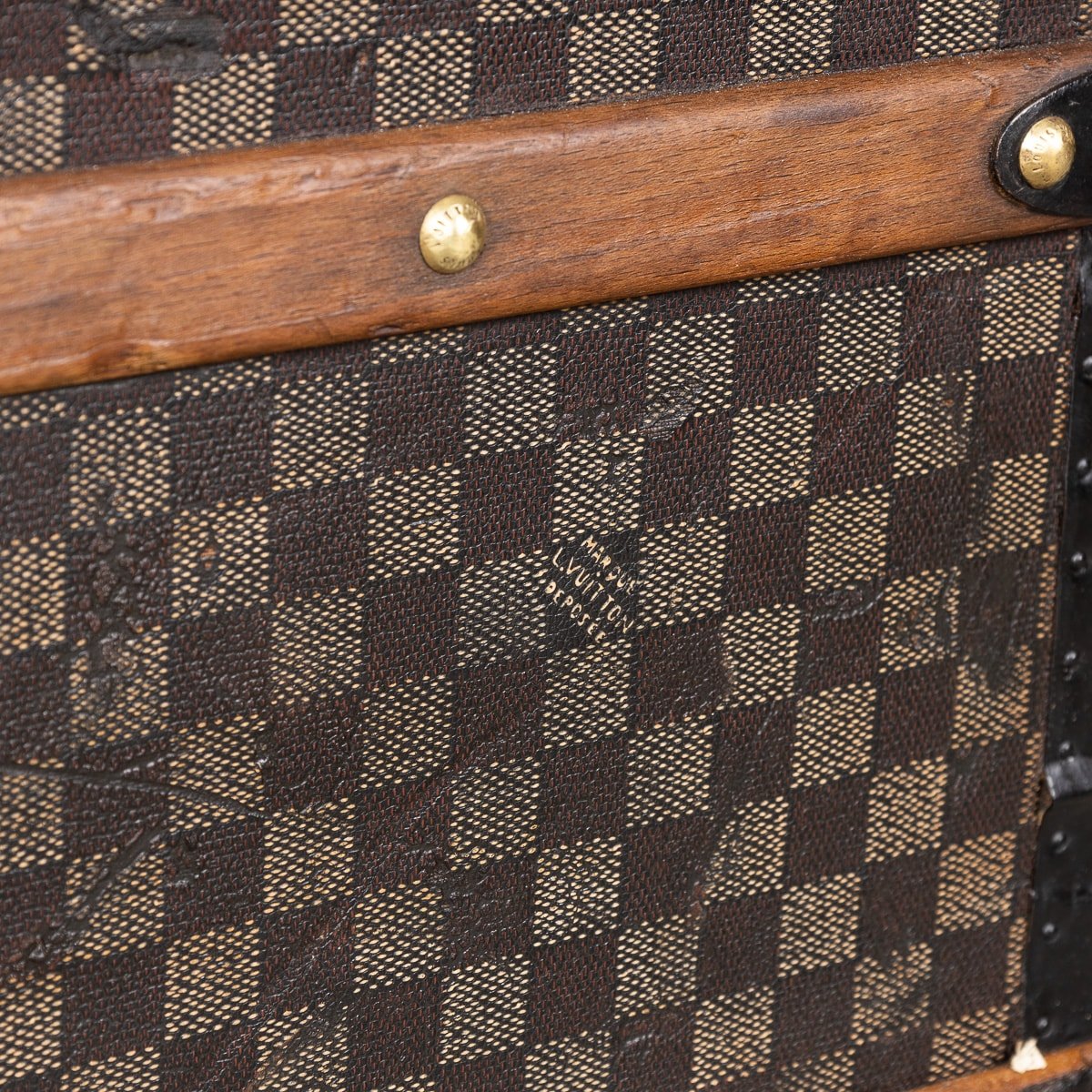 PUSHKIN'S - ANTIQUE 20thC LOUIS VUITTON %22MALLE HAUTE%22 TRUNK IN DAMIER CANVAS, FRANCE c.1900 - 32.jpg