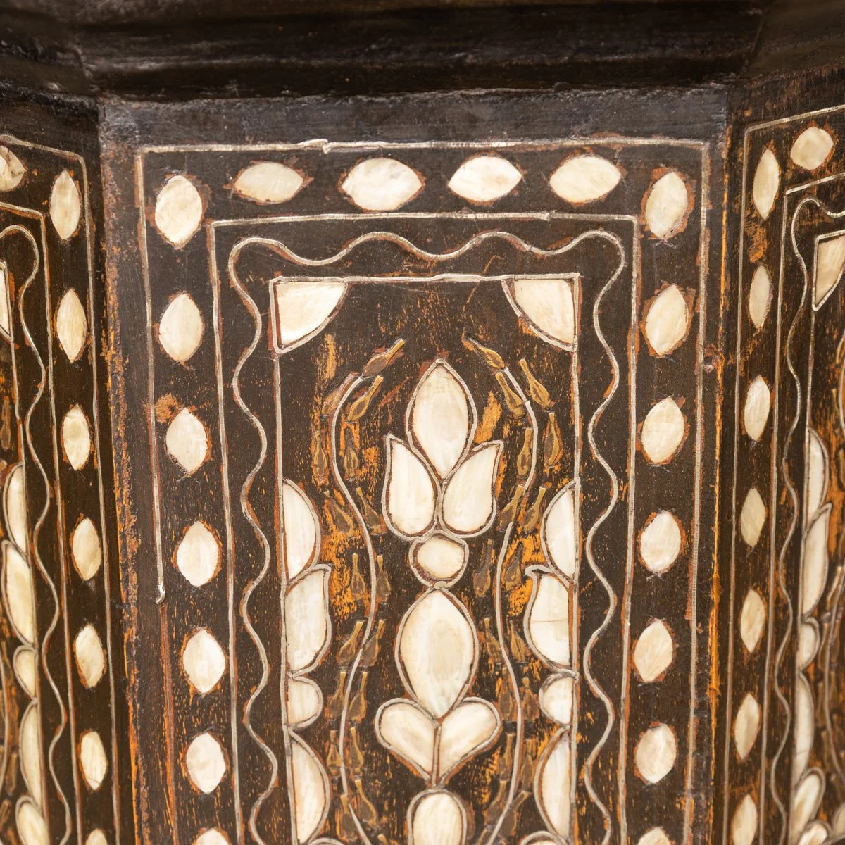 PUSHKINS.COM - Z12411 - ANTIQUE 20thC DARK WOOD & MOTHER OF PEARL MOORISH TABLE c.1920 - 16.jpg