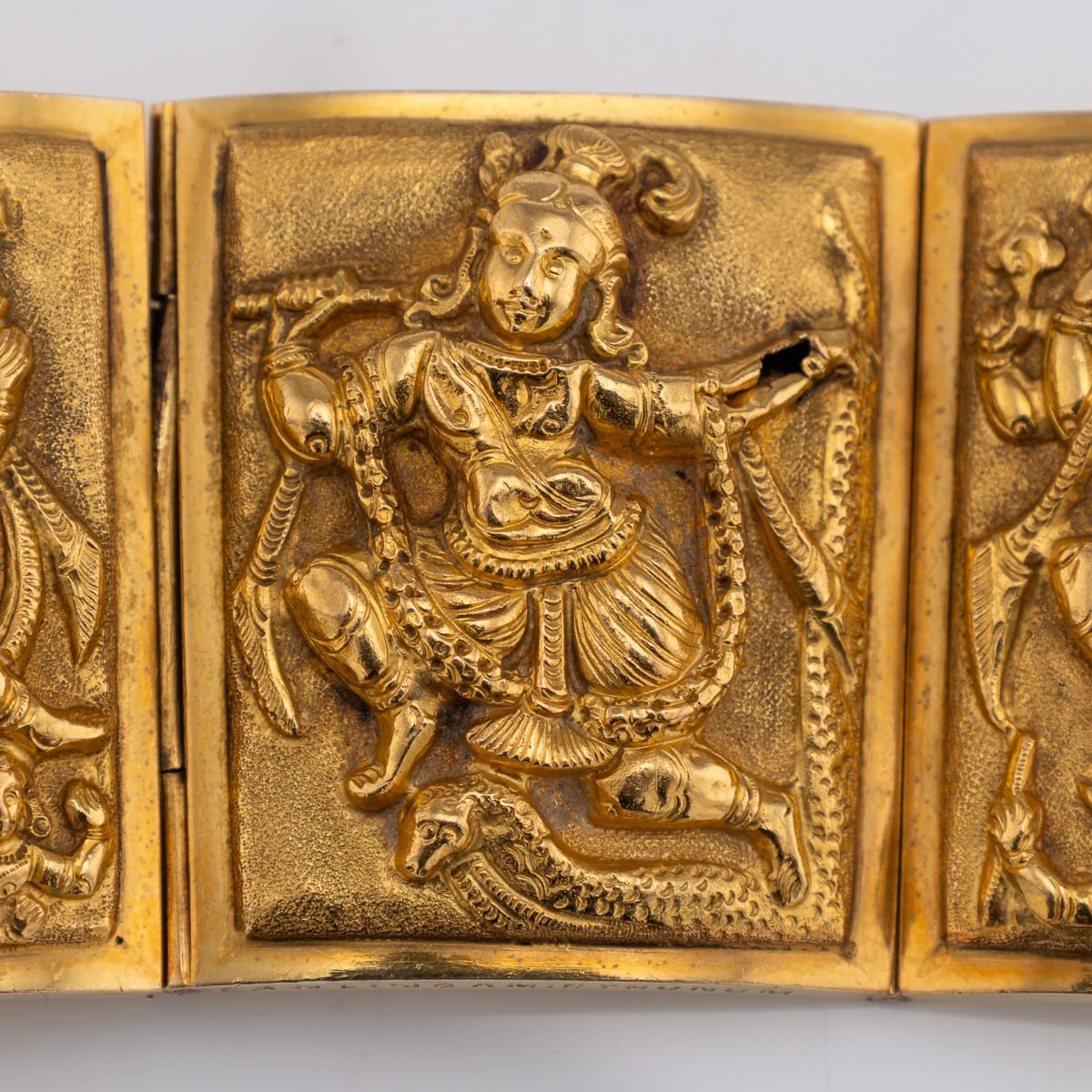 PUSHKINS.COM - A00131 - ANTIQUE 19thC INDIAN SOLID 22K GOLD BRACELET, P ORR & SONS, MADRAS c.1880 - 09.jpg