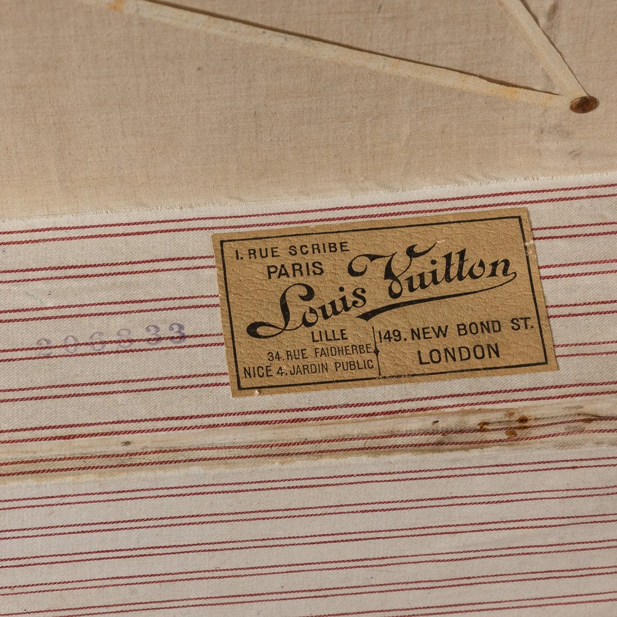 PUSHKINS.COM - B11503w - ANTIQUE 20thC LOUIS VUITTON HAT TRUNK IN WOVEN CANVAS, FRANCE c.1890 - 18.jpg