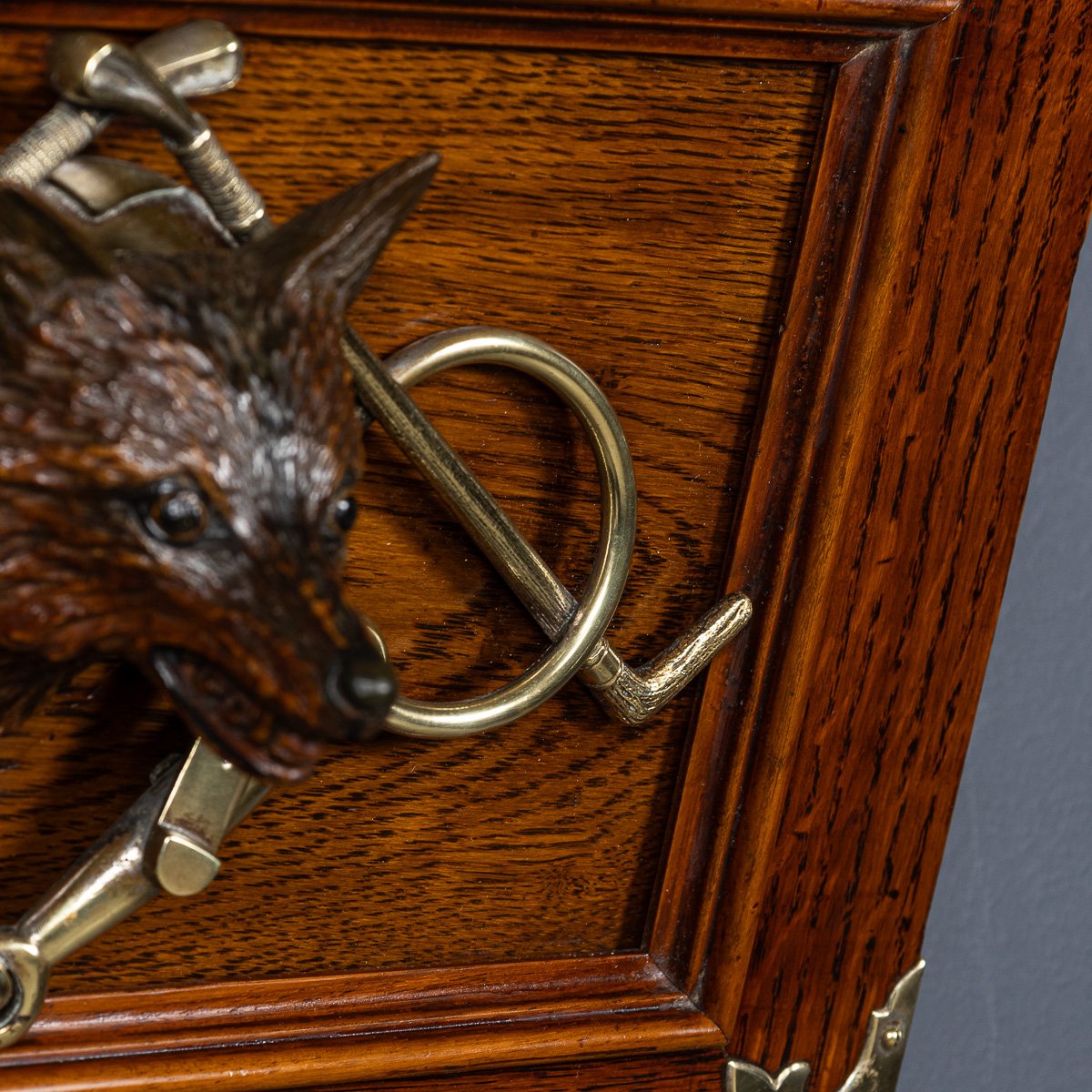 PUSHKINS.COM - D11135 - ANTIQUE 19thC VICTORIAN NEWSPAPER RACK WITH FOX HEAD & BRASS DETAIL c.1890 - 11.jpg