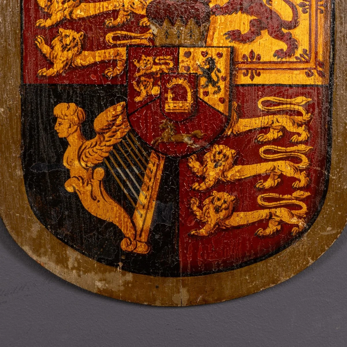 PUSHKINS.COM - Z12132 - PAIR OF ANTIQUE 18thC ENGLISH HAND PAINTED KING GEORGE II & KING GEORGE IV HERALDIC SHIELDS - 11.jpg