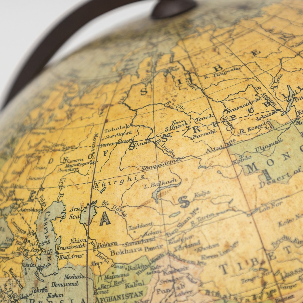 PUSHKINS.COM - D11161 - ANTIQUE 20thC BRITISH EMPIRE GLOBE BY GEORGE PHILIPS & SONS LTD c.1900 - 09.jpg