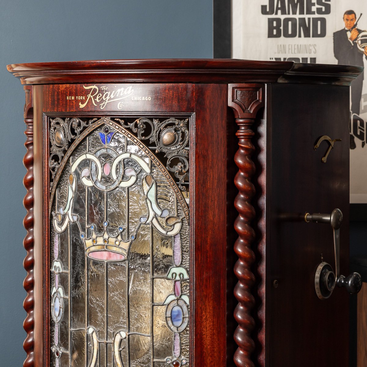 PUSHKINS.COM - NS11405 - ANTIQUE 20thC AMERICAN %22THE REGINA CO%22 12 DISC AUTOMATIC MUSIC PLAYING CABINET BOX c.1900 - 40.jpg