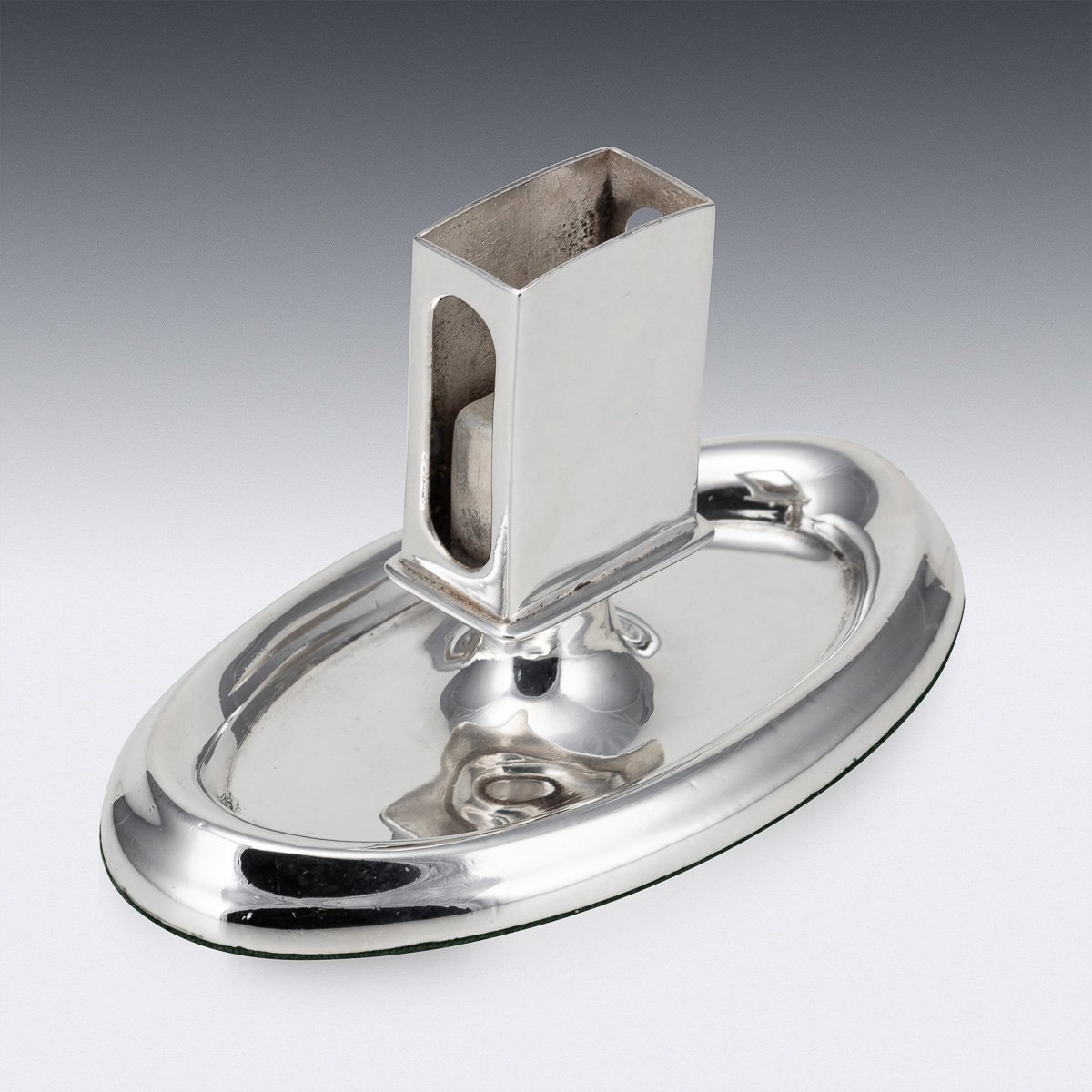 PUSHKINS.COM - D11360 - 20thC SILVER PLATE MATCHBOX HOLDER & ASHTRAY FROM RMS WINDSOR CASTLE c.1959 - 06.jpg