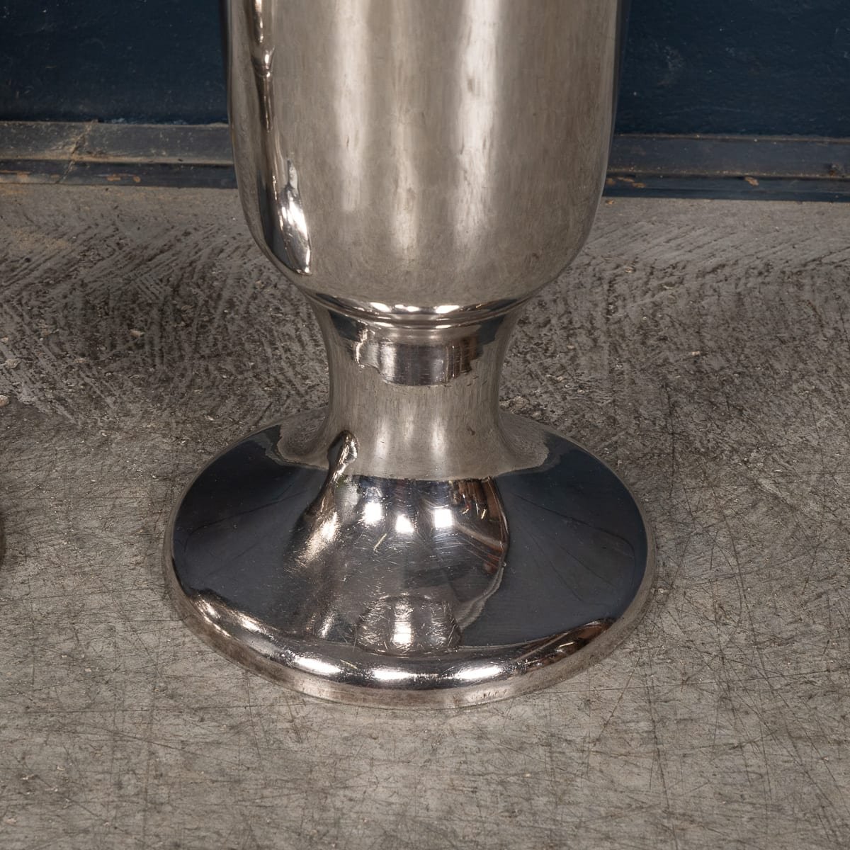 PUSHKINS.COM - B12000 - VINTAGE 20thC PAIR OF ENGLISH FLOOR STANDING SILVER PLATED WINE COOLERS - 14.jpg