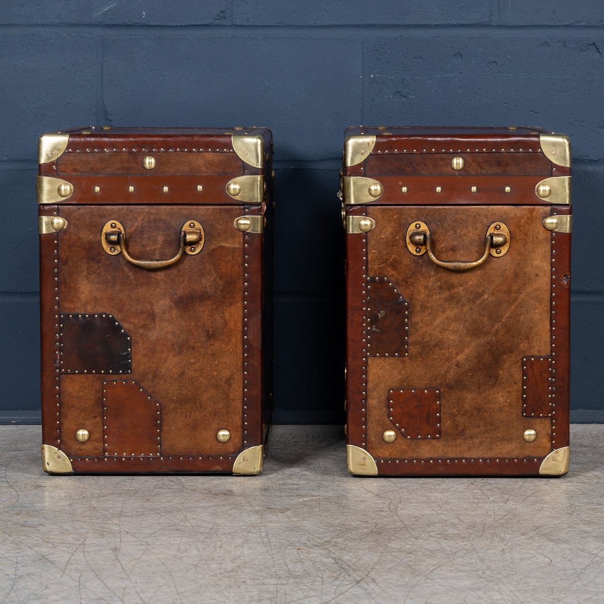 PUSHKINS.COM - 20thC PAIR OF LEATHER CLAD ENGLISH ARMY : NAVY STYLE TRUNKS - 46.jpg