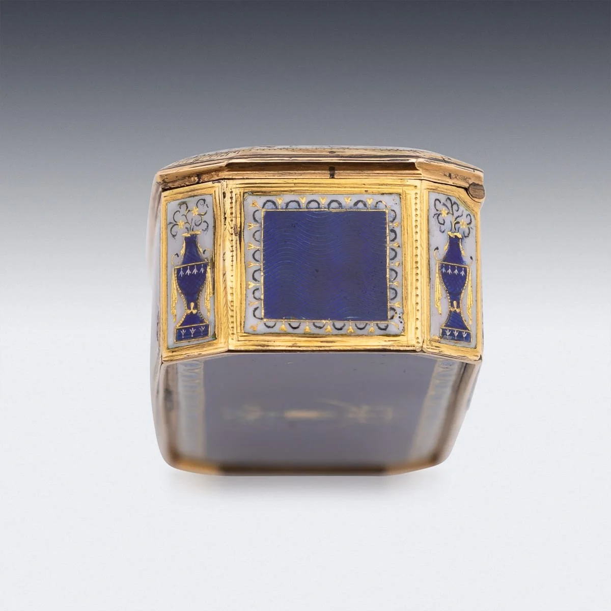 PUSHKINS.COM - A00129 - ANTIQUE 19thC GERMAN 18K GOLD & ENAMEL SNUFF BOX, HANAU c.1820 - 07.jpg