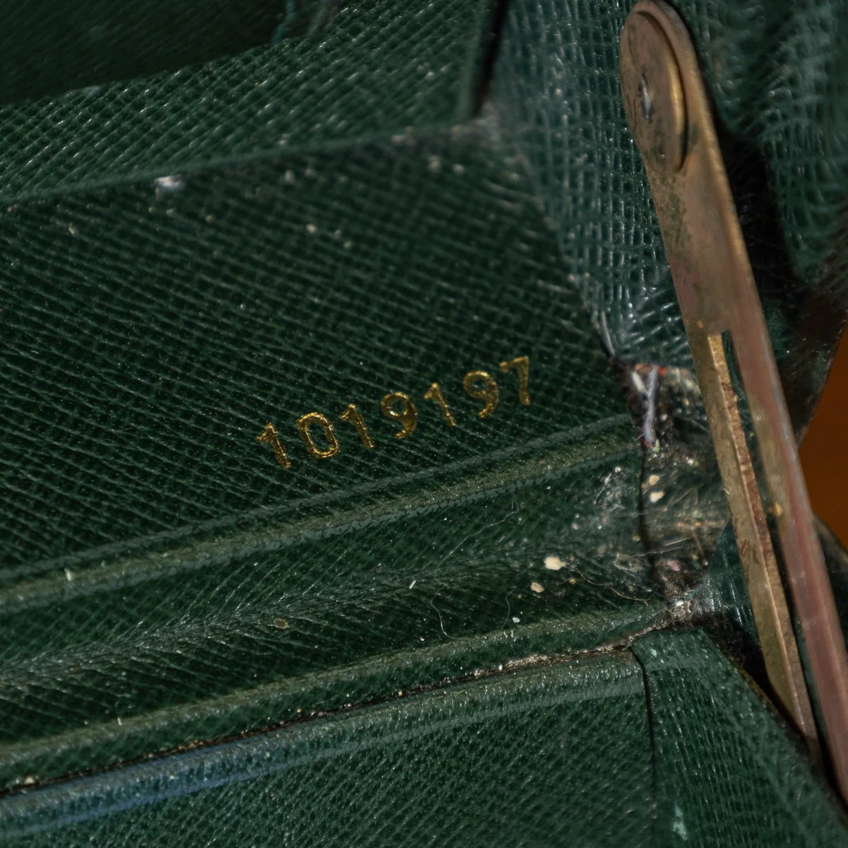 PUSHKINS.COM - B11505 - 20thC LOUIS VUITTON PRESIDENTIAL BRIEFCASE IN GREEN "TAIGA" LEATHER, FRANCE - 13.jpg