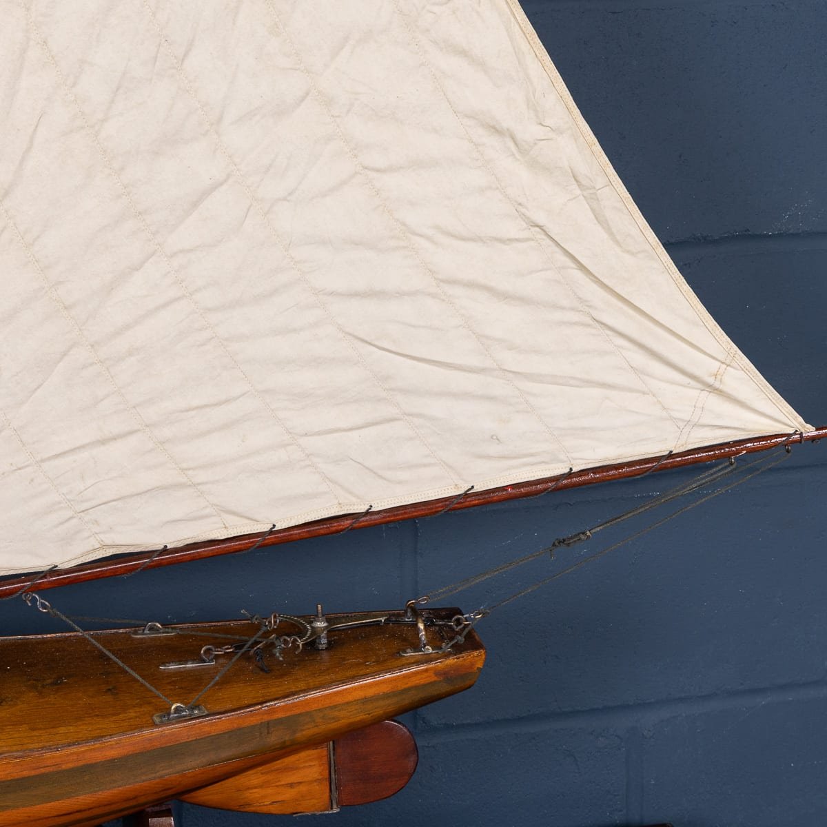 PUSHKINS.COM - B12035 - VINTAGE 20thC ENGLISH CARVED HULL POND YACHT c.1930 - 13.jpg