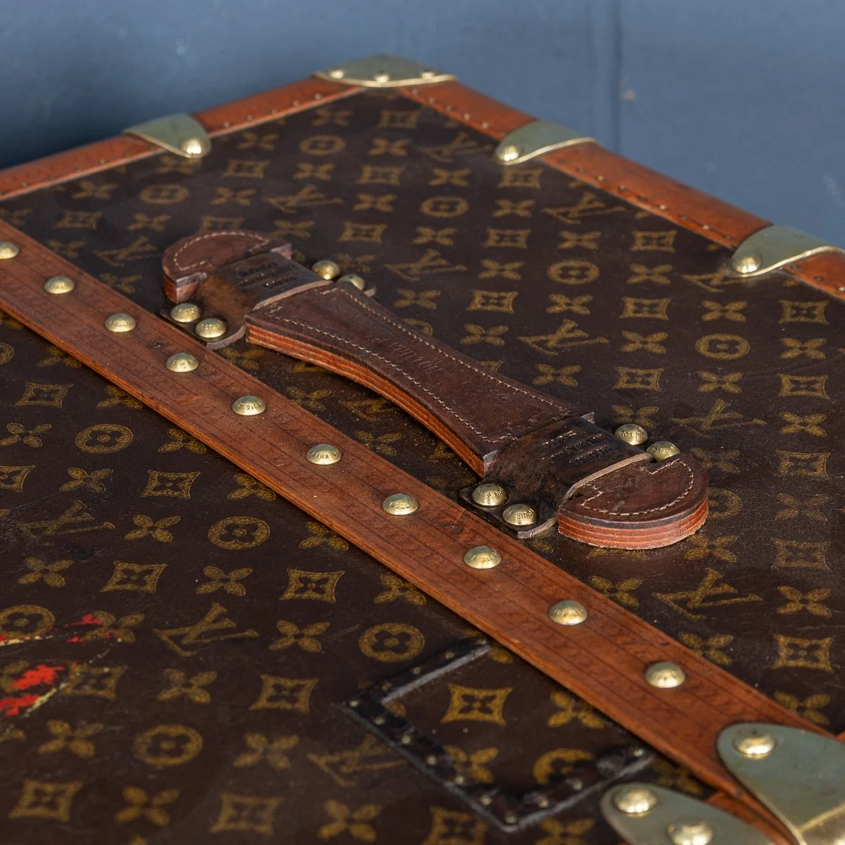PUSHKINS.COM - B11504d - ANTIQUE 20thC LOUIS VUITTON HAT TRUNK IN WOVEN CANVAS, FRANCE c.1890 - 43.jpg
