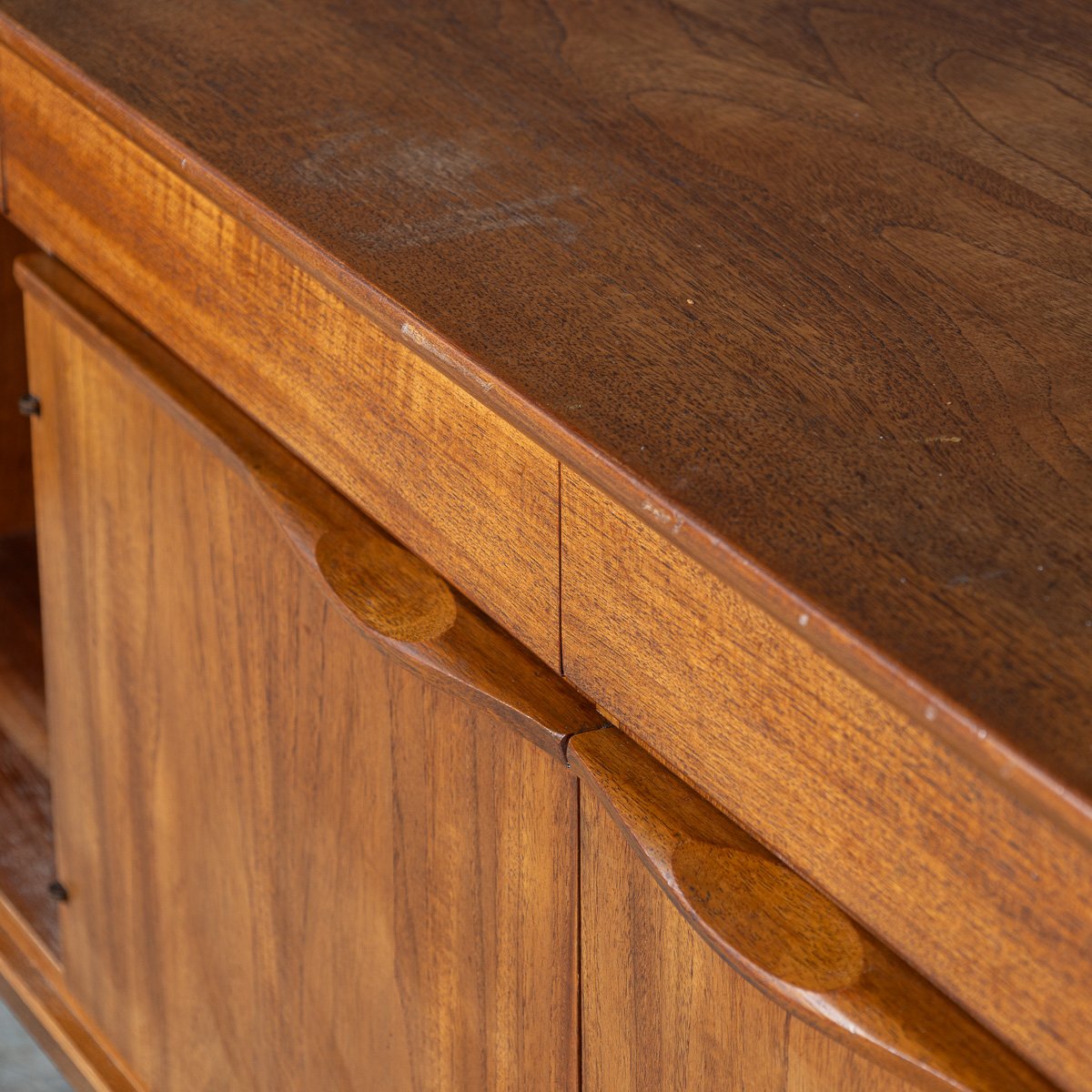 PUSHKINS.COM - B11413 - VINTAGE 20thC ENGLISH TEAK SIDEBOARD c.1960 - 33.jpg