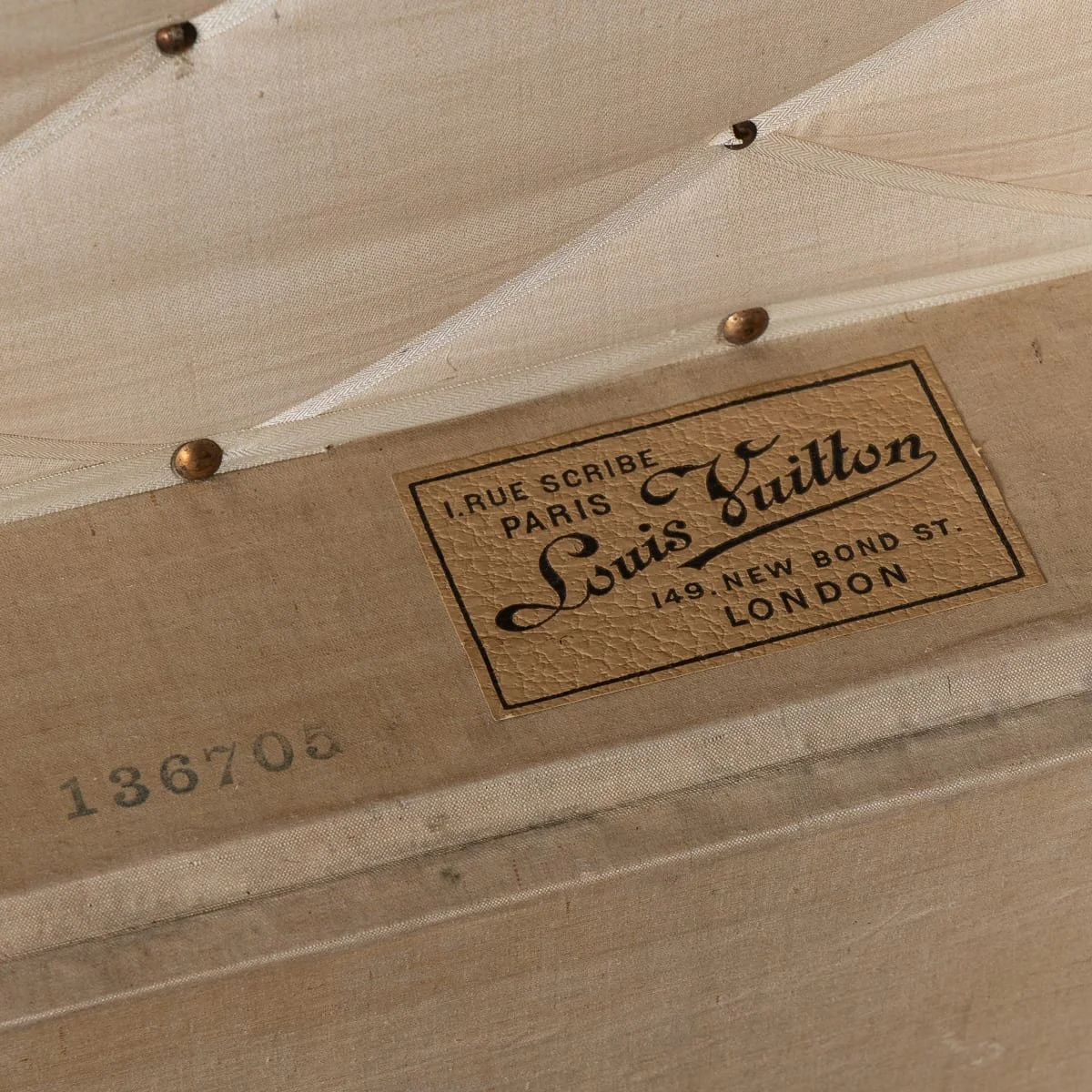 PUSHKINS.COM - B12015i - ANTIQUE 20thC LOUIS VUITTON COURIER TRUNK IN NATURAL COW HIDE, FRANCE c.1900 - 15.jpg