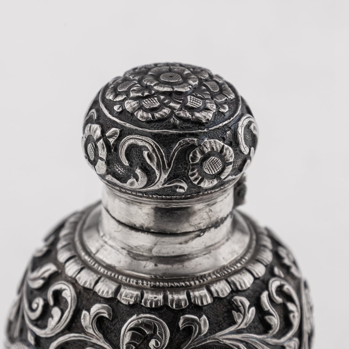 PUSHKIN'S - ANTIQUE 19thC INDIAN KUTCH SOLID SILVER SCENT BOTTLE, OOMERSI MAWJI c.1890 - 8.jpg