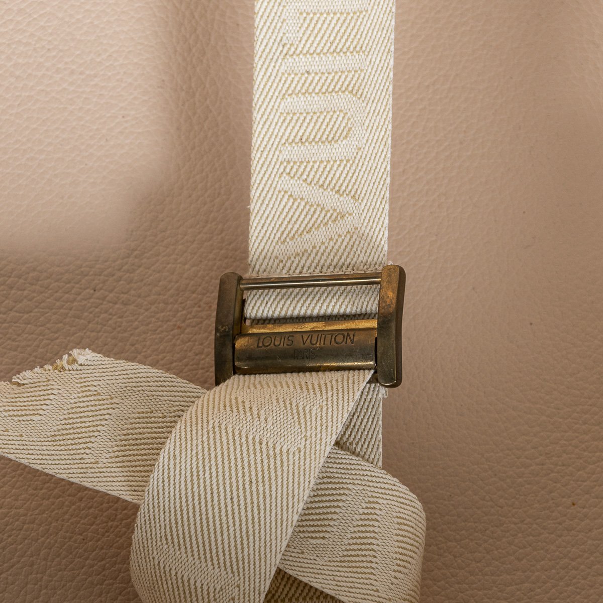 PUSHKINS.COM - B11399 - 20thC LOUIS VUITTON SUITCASE IN MONOGRAM CANVAS, FRANCE - 13.jpg