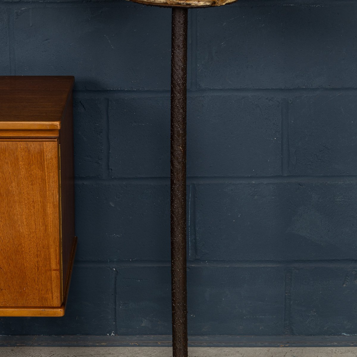 PUSHKINS.COM - B11418 - 20thC ITALIAN 'LOTUS FLOWER' FLOOR LAMP WITH VELLUM SHADE c.1970 - 07.jpg