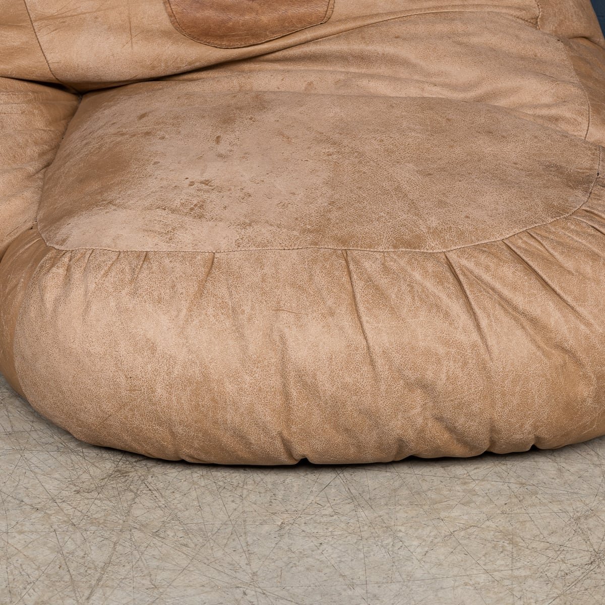 PUSHKINS.COM - 20thC SWISS BOXING GLOVE BEAN BAG BY SUSIAND UELI BERGER FOR DE SEDE c.1970 - 21.jpg