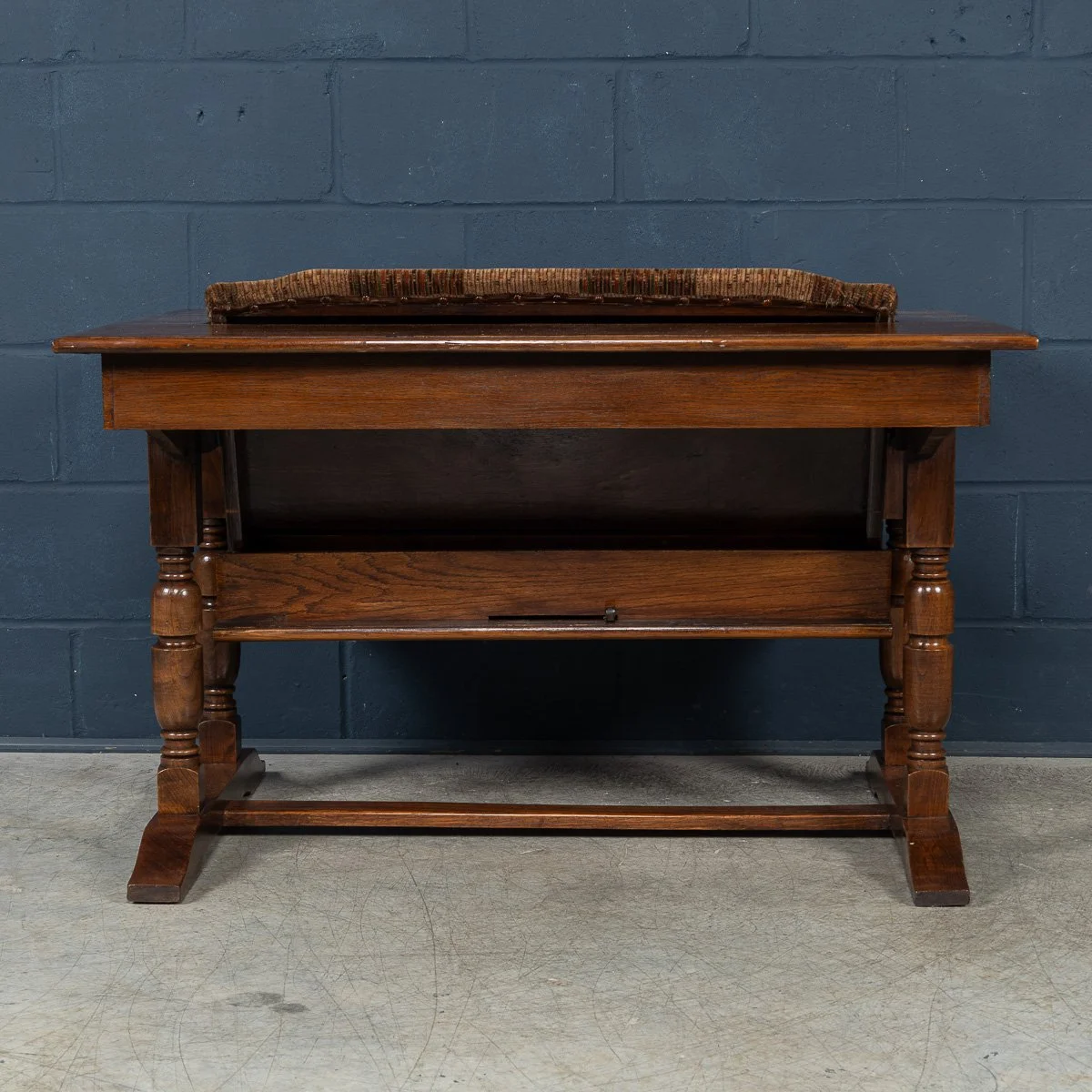 PUSHKINS.COM - B11465 - 20thC ENGLISH METAMORPHIC %22SETTEE TABLE%22 BY R. HAMP & CO, NORTHAMPTON c.1930 - 06.jpg