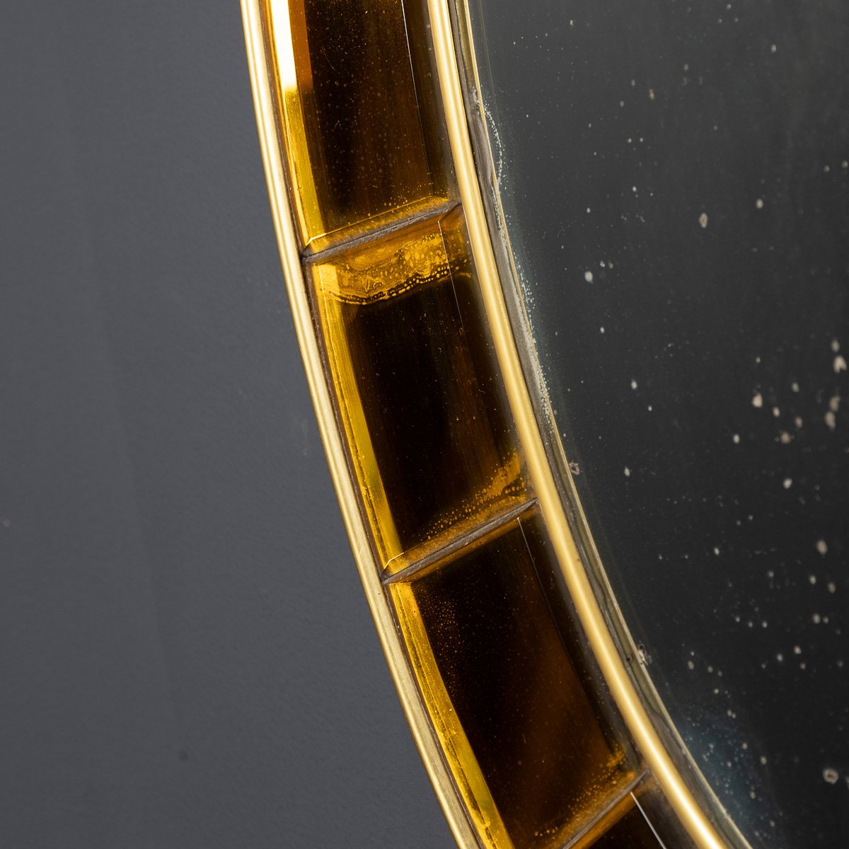 PUSHKINS.COM - D11092 - 20thC ITALIAN BRASS & GLASS OVAL MIRROR BY CRISTAL ARTE c.1950 - 09.jpg