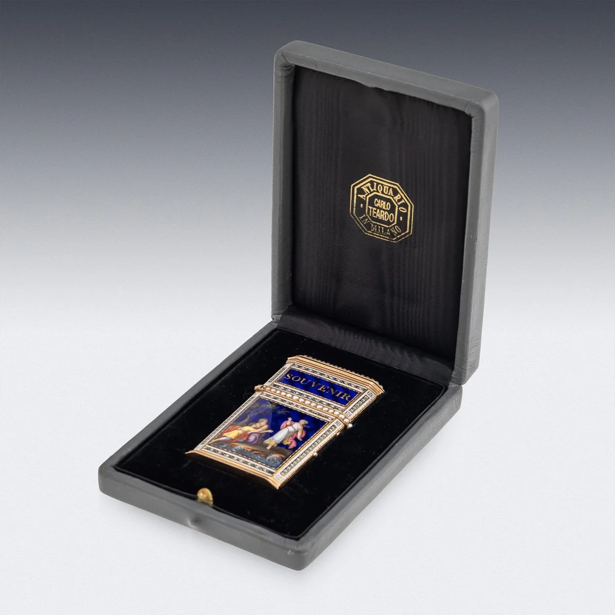 PUSHKINS.COM - A00143 - ANTIQUE 18thC SWISS GOLD, ENAMEL & SEED PEARL AIDE MEMOIRE "SOUVENIR" BOX c.1790 - 10.jpg