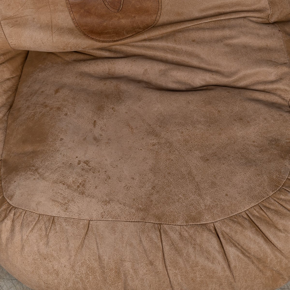 PUSHKINS.COM - 20thC SWISS BOXING GLOVE BEAN BAG BY SUSIAND UELI BERGER FOR DE SEDE c.1970 - 23.jpg