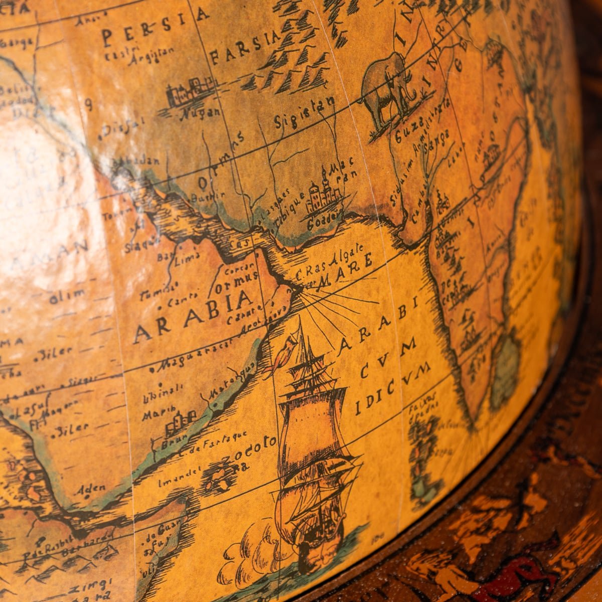 PUSHKIN'S - 20thC FRENCH GLOBE DRINKS TROLLEY c.1970 - 44.jpg