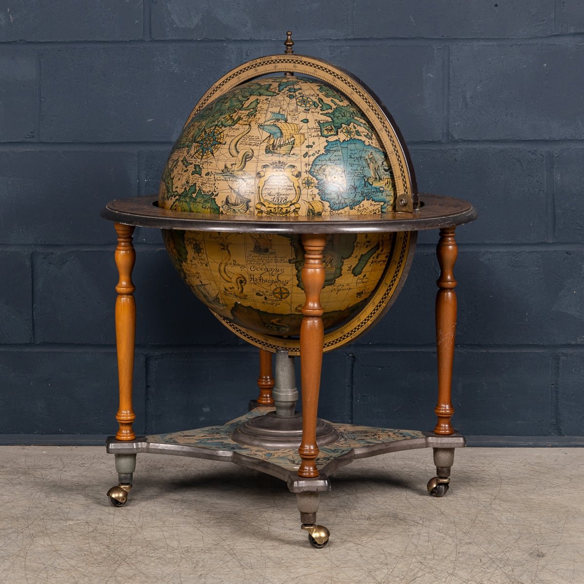 PUSHKIN'S - 20thC ITALIAN GLOBE DRINKS TROLLEY c.1970 - 7.jpg