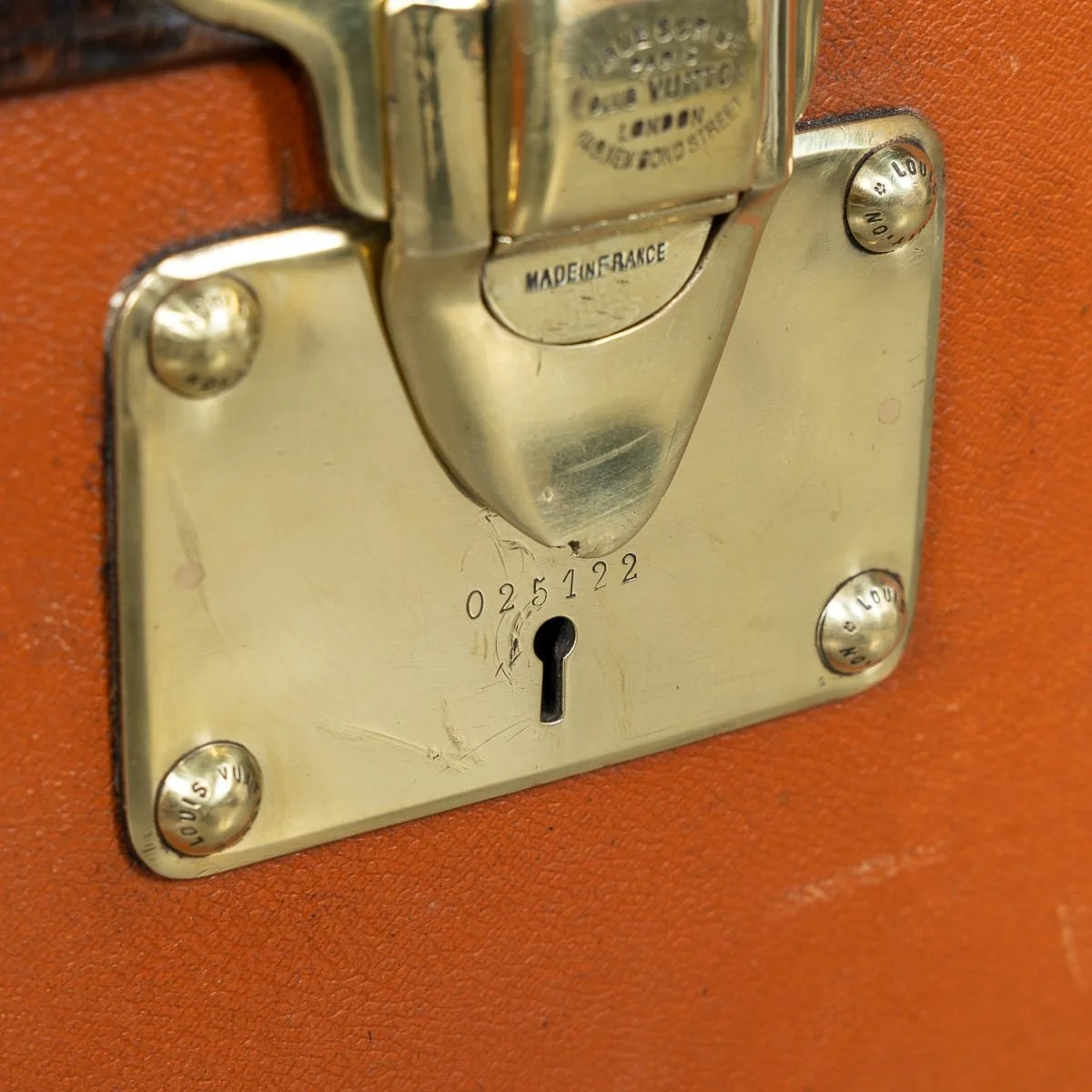 PUSHKINS.COM - B12016 - ANTIQUE 20thC LOUIS VUITTON COURIER TRUNK IN ORANGE VUITTONITE CANVAS c.1900 - 24.jpg