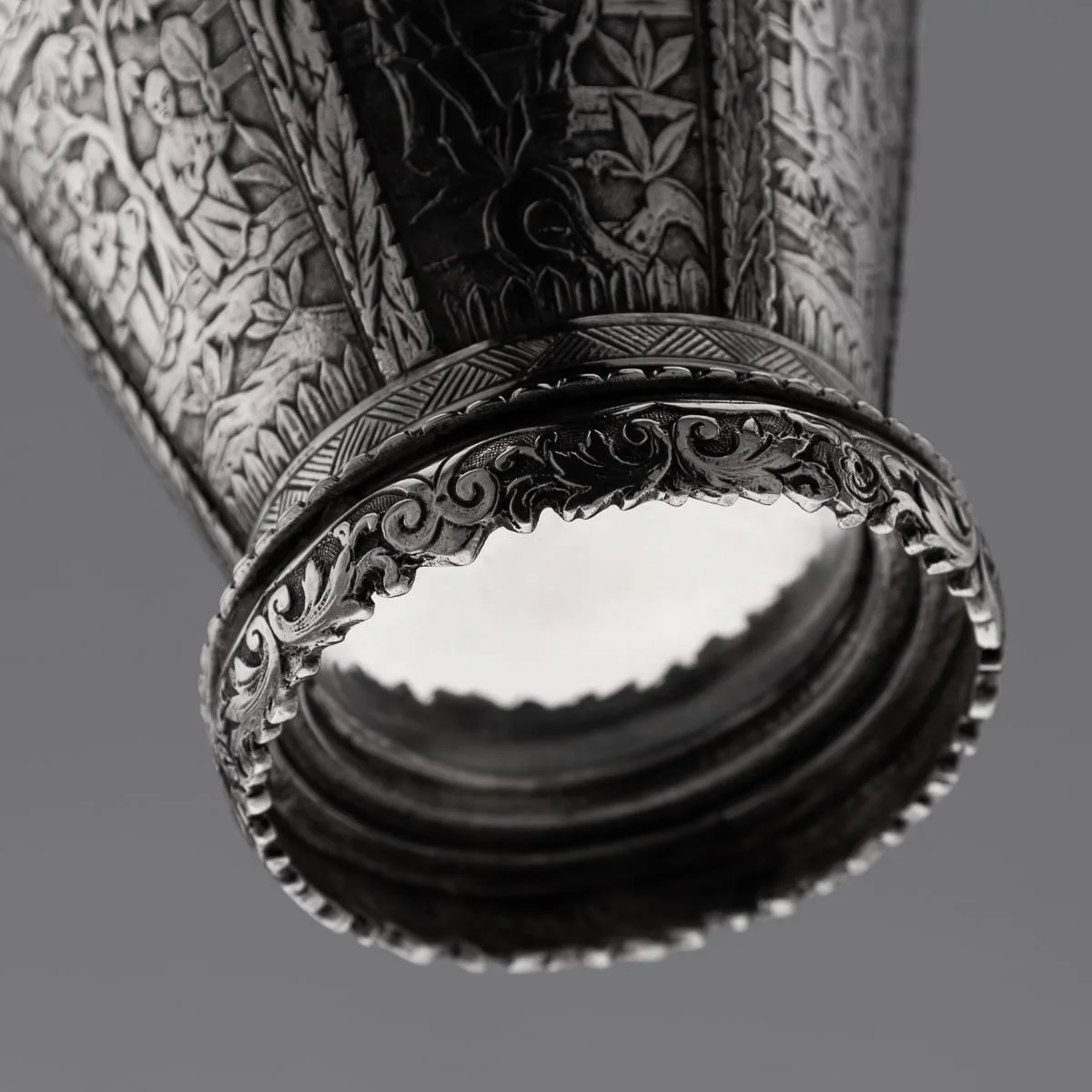 PUSHKINS.COM - J11902 - ANTIQUE 20thC CHINESE EXPORT SOLID SILVER VASE c.1900 - 32.jpg