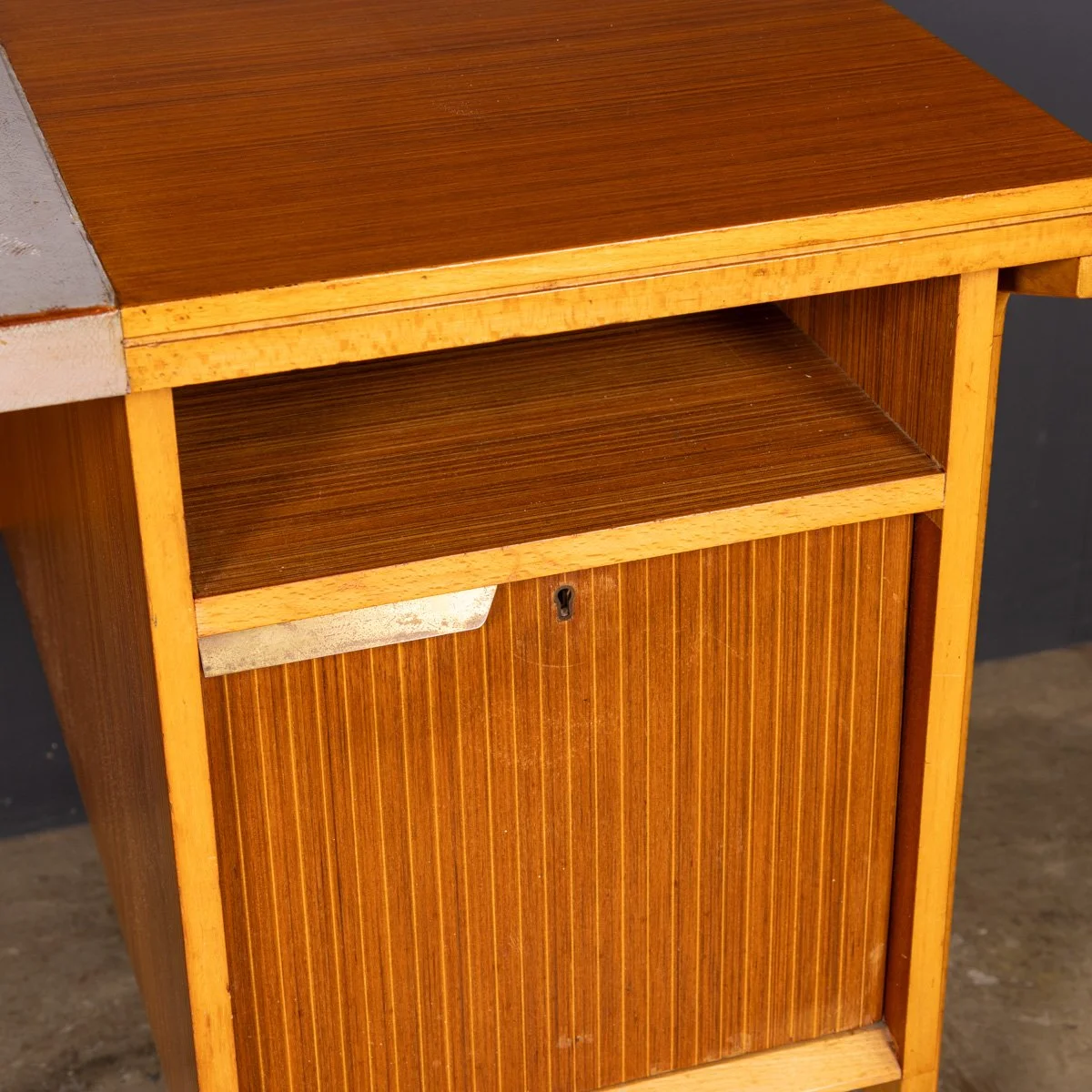 PUSHKINS.COM - Z12398 - VINTAGE 20thC BEECH AND TEAK OFFICE : STUDY DESK c.1960 - 12.jpg