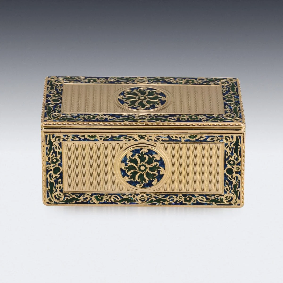 PUSHKINS.COM - A00025 - ANTIQUE 19thC FRENCH 18K SOLID GOLD & ENAMEL BOX, PARIS c.1760 - 06.jpg