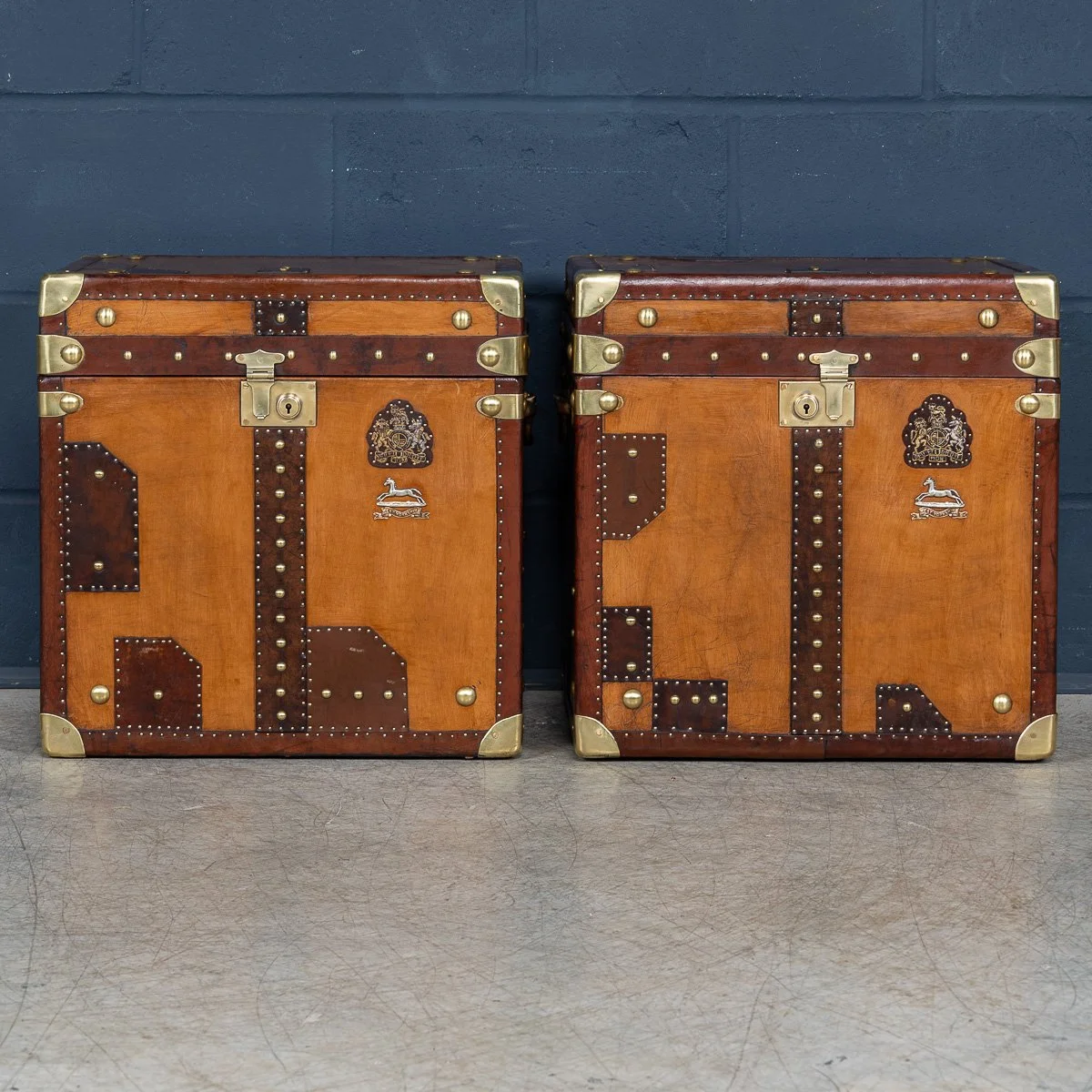 PUSHKINS.COM - B11410d - 20thC PAIR OF LEATHER CLAD ENGLISH ARMY : NAVY STYLE TRUNKS - 04.jpg