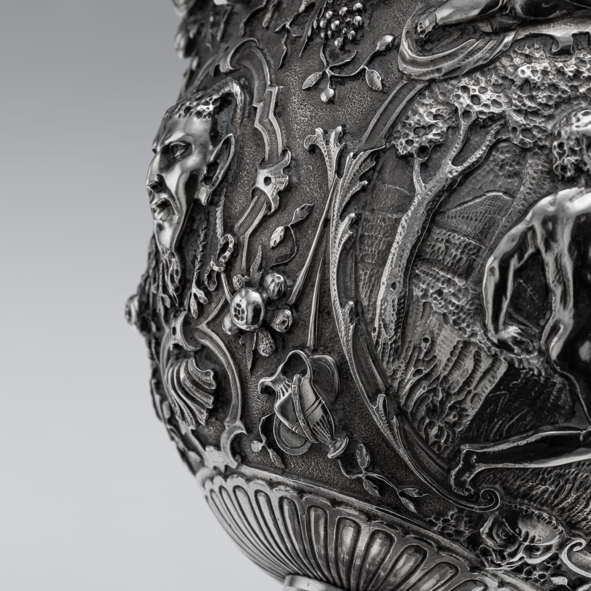 PUSHKINS.COM - A00253 - ANTIQUE 19thC ITALIAN SOLID SILVER REPOUSSÉ & CHASED COVERED URN c.1870 - 19.jpg