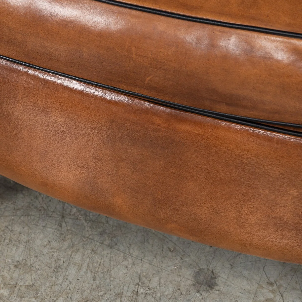 PUSHKINS.COM - B11463 - A PAIR OF 20thC DUTCH SHEEPSKIN LEATHER TUB CHAIRS - 26.jpg