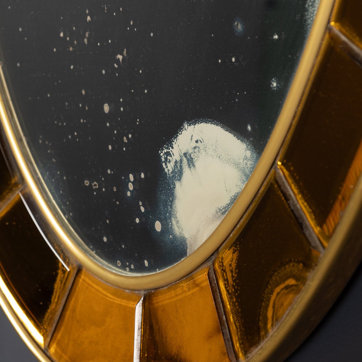 PUSHKINS.COM - D11092 - 20thC ITALIAN BRASS & GLASS OVAL MIRROR BY CRISTAL ARTE c.1950 - 15.jpg