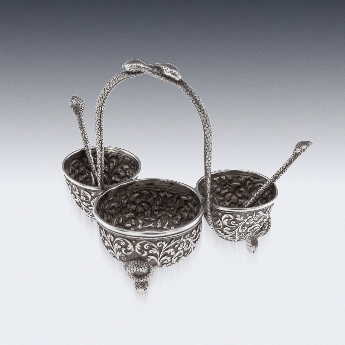 PUSHKINS.COM - A00013 - ANTIQUE 19thC INDIAN SOLID SILVER CONDIMENT SET, OOMERSI MAWJI, BHUJ c.1890 - 04.jpg